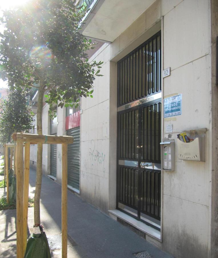 Casa Laura Lägenhet Sesto San Giovanni Exteriör bild