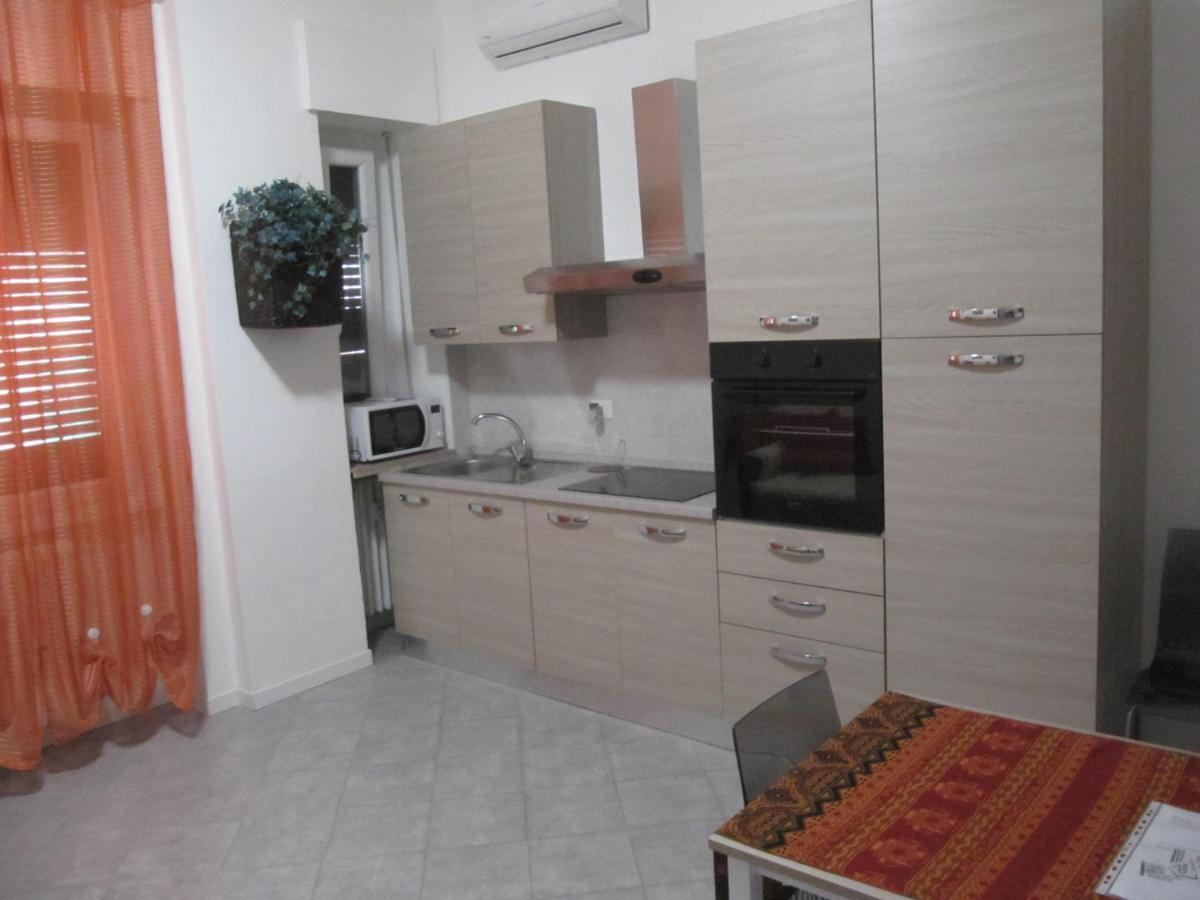 Casa Laura Lägenhet Sesto San Giovanni Exteriör bild